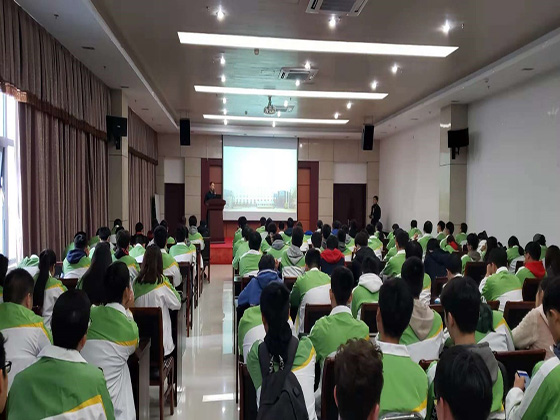 鄭大3.jpg 鄭大3.jpg